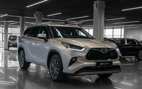 Toyota Highlander, 2026 год, 5 650 000 рублей, 2 фотография