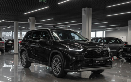 Toyota Highlander, 2026 год, 5 300 000 рублей, 2 фотография