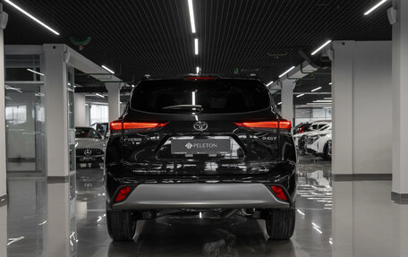 Toyota Highlander, 2026 год, 5 300 000 рублей, 6 фотография