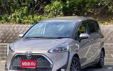Toyota Sienta II, 2022 год, 1 350 000 рублей, 4 фотография