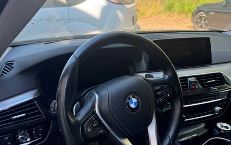 BMW 5 серия, 2019 год, 2 420 000 рублей, 11 фотография