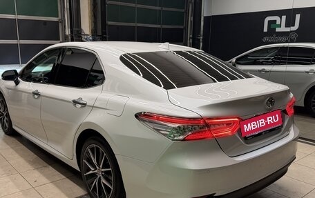 Toyota Camry, 2021 год, 3 100 000 рублей, 5 фотография