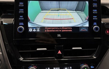 Toyota Camry, 2021 год, 3 100 000 рублей, 20 фотография