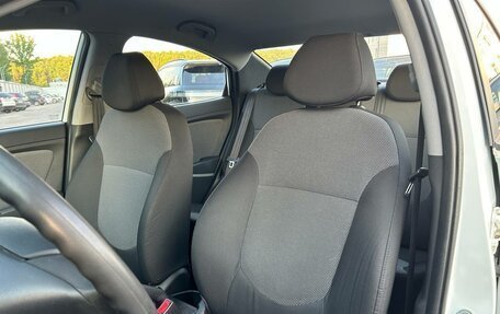 Hyundai Solaris II рестайлинг, 2013 год, 709 000 рублей, 12 фотография
