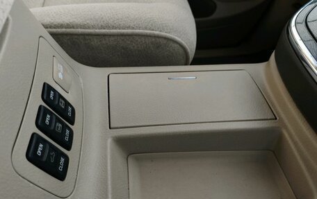 Toyota Alphard III, 2006 год, 1 650 000 рублей, 17 фотография