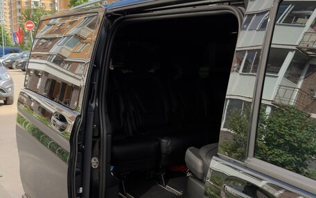 Mercedes-Benz V-Класс, 2018 год, 4 050 000 рублей, 7 фотография