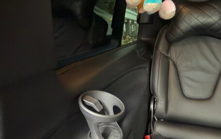 Mercedes-Benz V-Класс, 2018 год, 4 050 000 рублей, 16 фотография