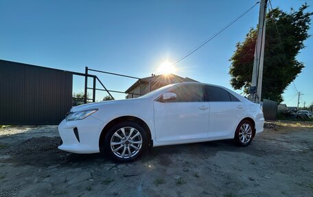 Toyota Camry, 2015 год, 1 830 000 рублей, 4 фотография