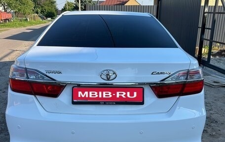 Toyota Camry, 2015 год, 1 830 000 рублей, 5 фотография
