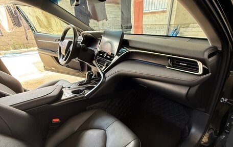 Toyota Camry, 2023 год, 3 100 000 рублей, 9 фотография