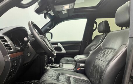 Toyota Land Cruiser 200, 2018 год, 6 425 000 рублей, 17 фотография