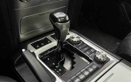Toyota Land Cruiser 200, 2018 год, 6 425 000 рублей, 23 фотография