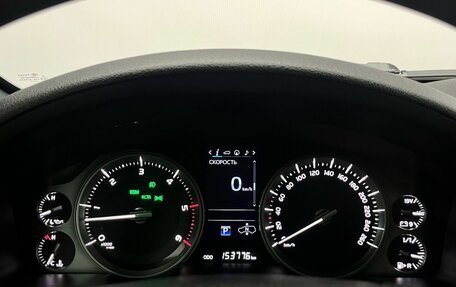 Toyota Land Cruiser 200, 2018 год, 6 425 000 рублей, 29 фотография
