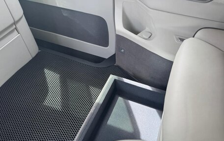 Mercedes-Benz V-Класс, 2023 год, 23 000 000 рублей, 13 фотография