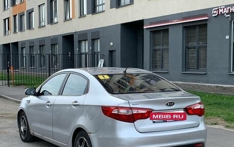 KIA Rio III рестайлинг, 2012 год, 600 000 рублей, 2 фотография