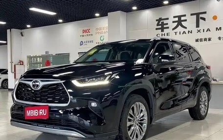 Toyota Highlander, 2025 год, 1 фотография