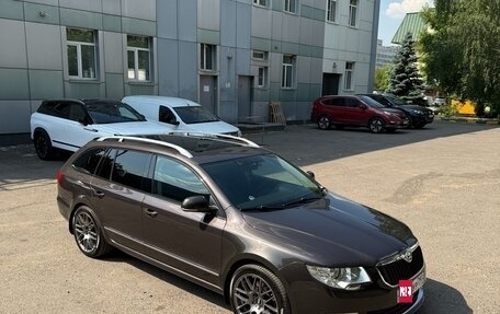 Skoda Superb III рестайлинг, 2011 год, 2 000 000 рублей, 1 фотография