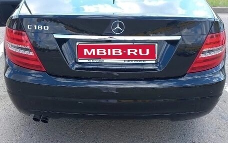 Mercedes-Benz C-Класс, 2011 год, 1 800 000 рублей, 1 фотография
