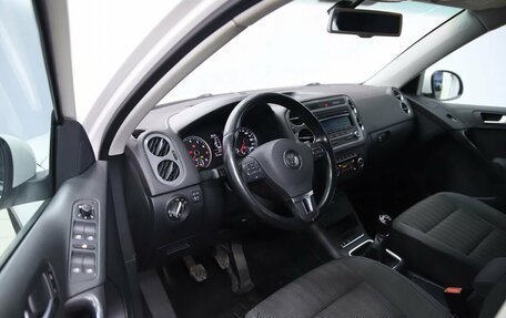 Volkswagen Tiguan I, 2013 год, 1 000 000 рублей, 10 фотография
