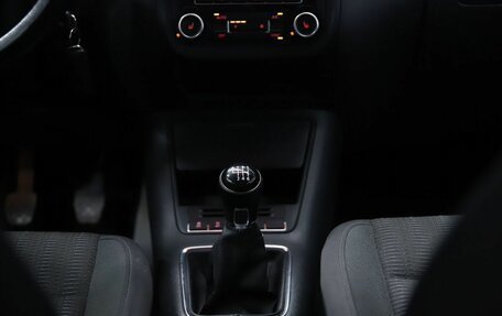 Volkswagen Tiguan I, 2013 год, 1 000 000 рублей, 15 фотография