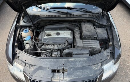 Skoda Superb III рестайлинг, 2011 год, 2 000 000 рублей, 14 фотография
