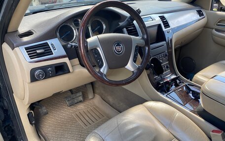 Cadillac Escalade III, 2009 год, 1 950 000 рублей, 5 фотография