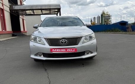Toyota Camry, 2012 год, 1 540 000 рублей, 2 фотография