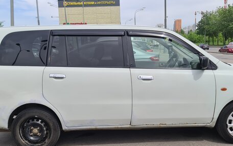Mitsubishi Dion I рестайлинг, 2000 год, 270 000 рублей, 6 фотография