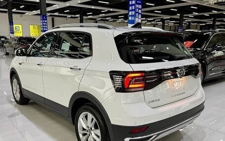 Volkswagen T-Cross I, 2022 год, 1 540 000 рублей, 5 фотография