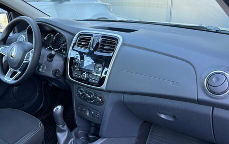 Renault Logan II, 2019 год, 830 000 рублей, 5 фотография