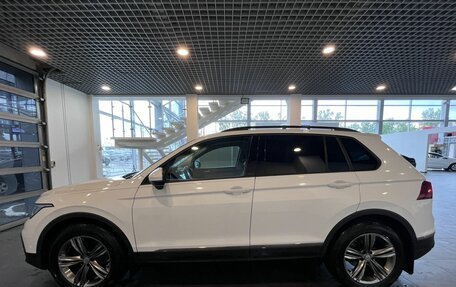 Volkswagen Tiguan II, 2020 год, 3 240 000 рублей, 6 фотография