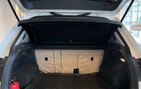 Volkswagen Tiguan II, 2020 год, 3 240 000 рублей, 18 фотография