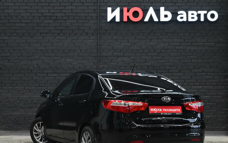 KIA Rio III рестайлинг, 2013 год, 800 000 рублей, 4 фотография