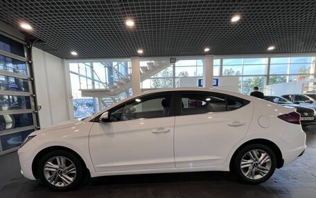 Hyundai Elantra VI рестайлинг, 2020 год, 1 560 000 рублей, 6 фотография