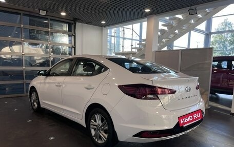 Hyundai Elantra VI рестайлинг, 2020 год, 1 560 000 рублей, 5 фотография