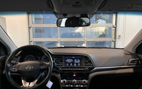 Hyundai Elantra VI рестайлинг, 2020 год, 1 560 000 рублей, 9 фотография