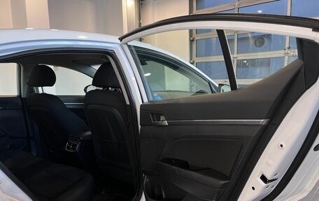 Hyundai Elantra VI рестайлинг, 2020 год, 1 560 000 рублей, 17 фотография
