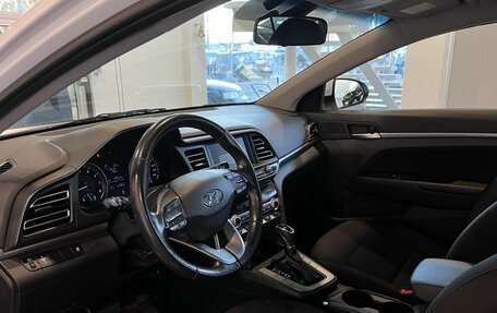 Hyundai Elantra VI рестайлинг, 2020 год, 1 560 000 рублей, 23 фотография