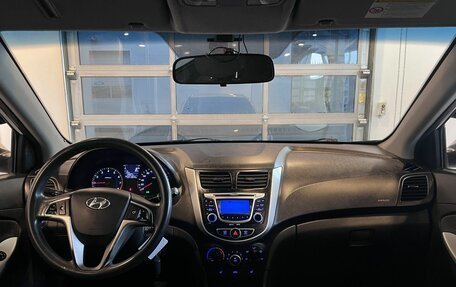 Hyundai Solaris II рестайлинг, 2011 год, 481 000 рублей, 9 фотография