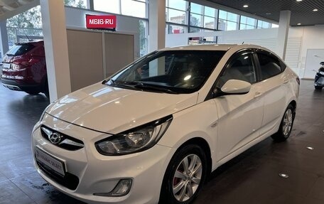 Hyundai Solaris II рестайлинг, 2011 год, 481 000 рублей, 7 фотография