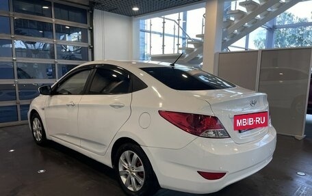 Hyundai Solaris II рестайлинг, 2011 год, 481 000 рублей, 5 фотография