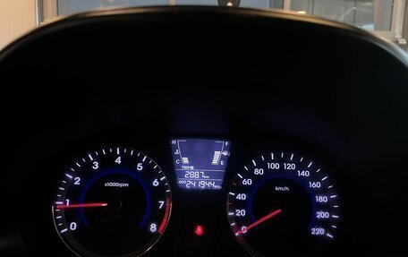 Hyundai Solaris II рестайлинг, 2011 год, 481 000 рублей, 11 фотография