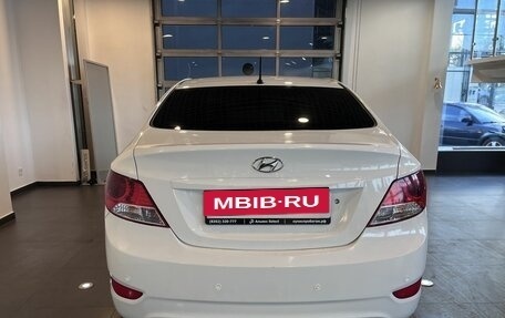 Hyundai Solaris II рестайлинг, 2011 год, 481 000 рублей, 4 фотография