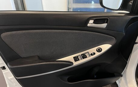 Hyundai Solaris II рестайлинг, 2011 год, 481 000 рублей, 22 фотография