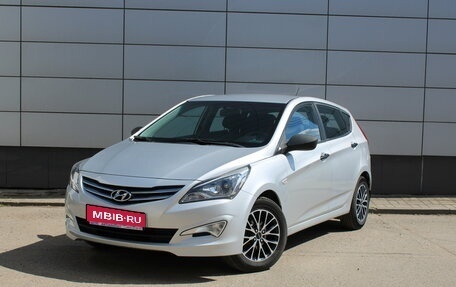 Hyundai Solaris II рестайлинг, 2016 год, 782 000 рублей, 1 фотография