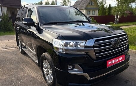 Toyota Land Cruiser 200, 2016 год, 4 300 000 рублей, 1 фотография