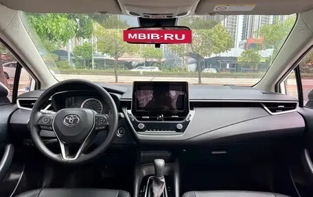 Toyota Corolla, 2023 год, 1 363 999 рублей, 8 фотография