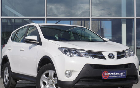 Toyota RAV4, 2013 год, 2 290 000 рублей, 3 фотография