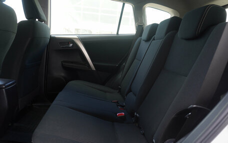 Toyota RAV4, 2013 год, 2 290 000 рублей, 21 фотография