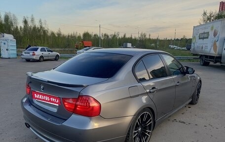 BMW 3 серия, 2011 год, 800 000 рублей, 4 фотография
